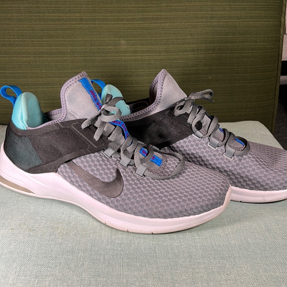 Nike Air womens 10 athletic